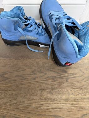 Nike air Jordon Light Blue High-Top Sneakers